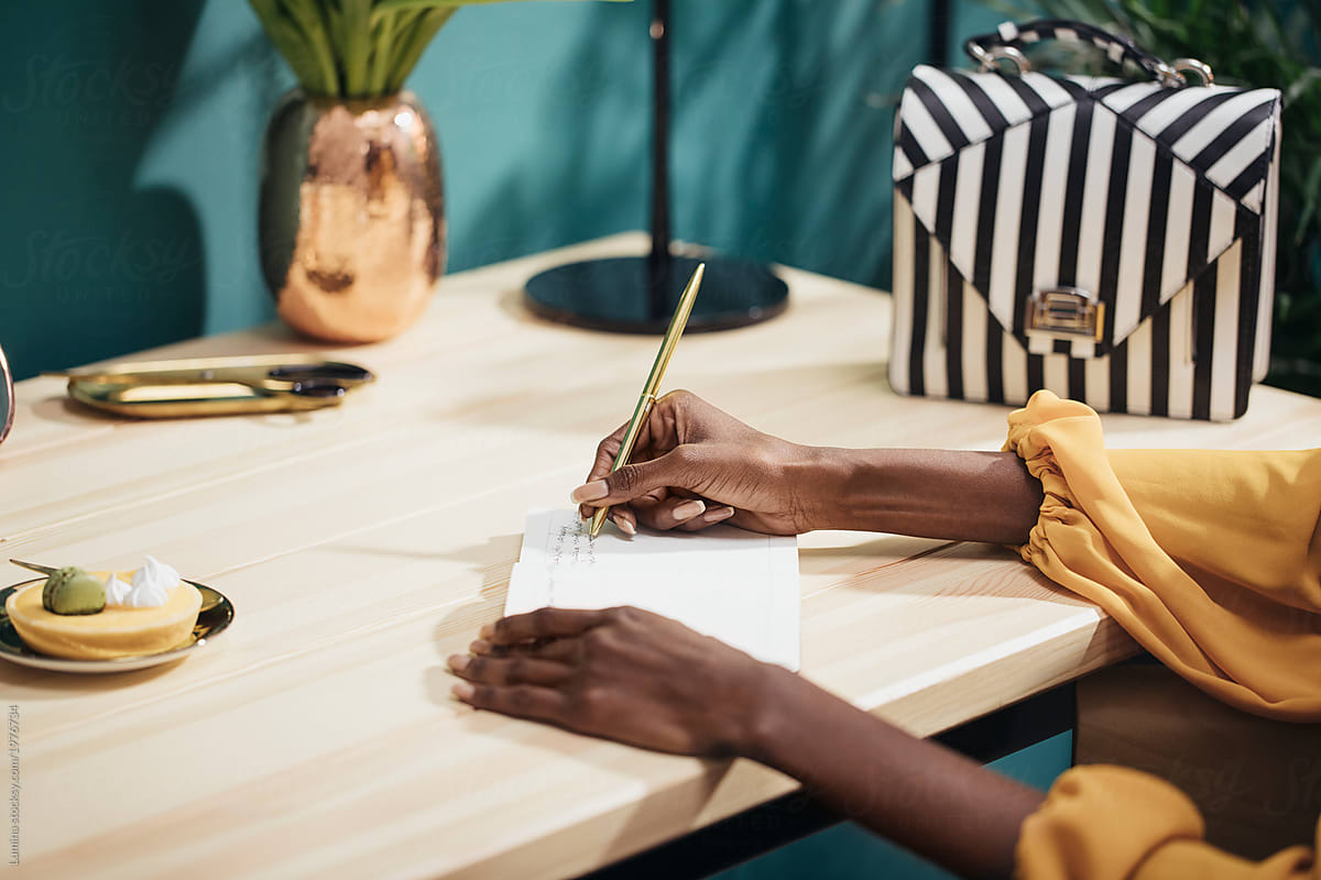 How to Develop a Journaling Routine: for Beginners