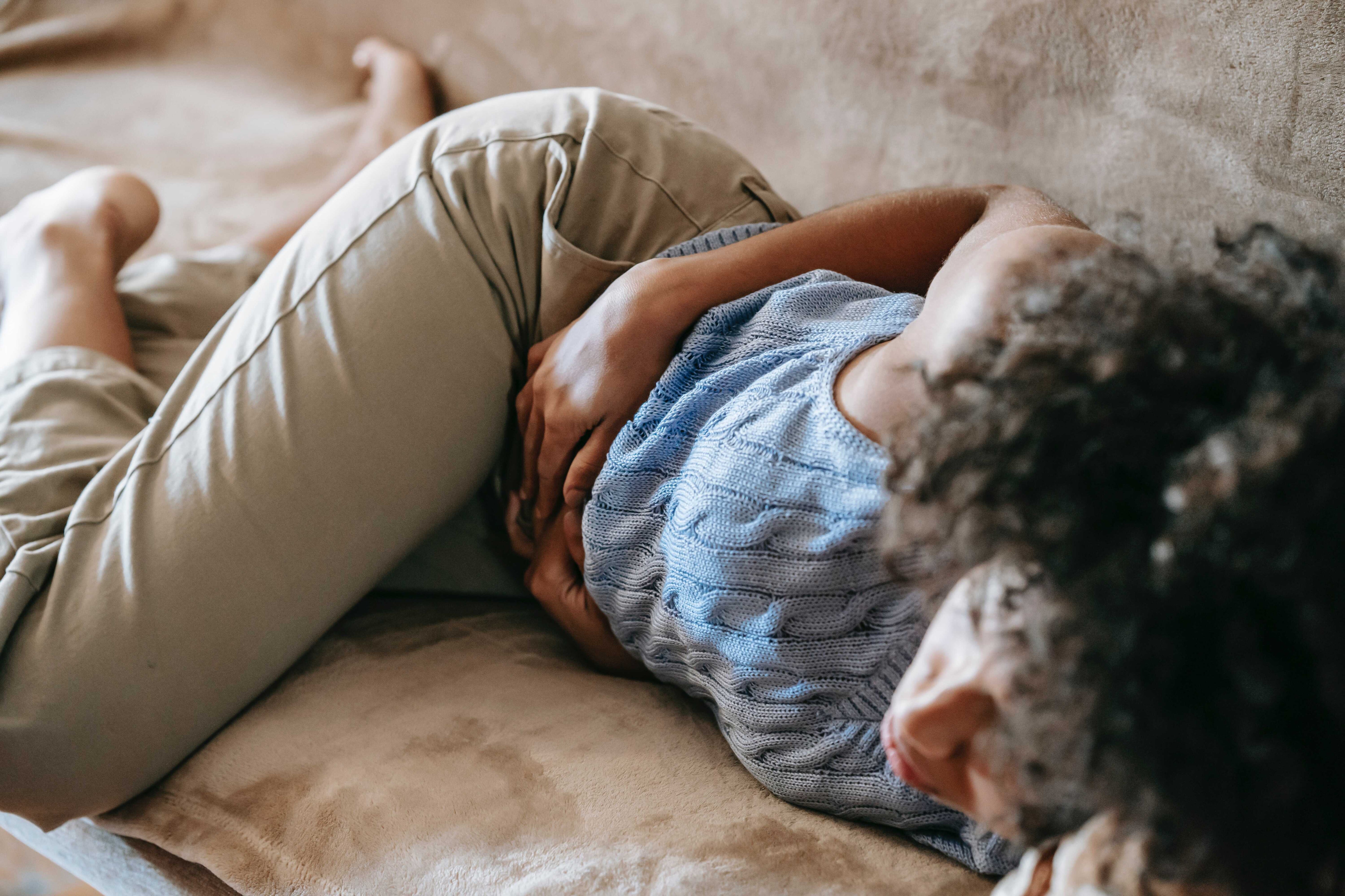 7 Tips for Dealing with Fibroids Naturally